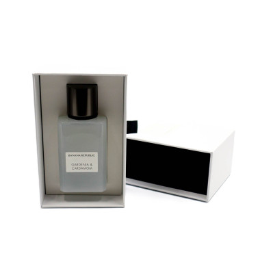 BANANA REPUBLIC GARDENIA & CARDAMOM EDP.